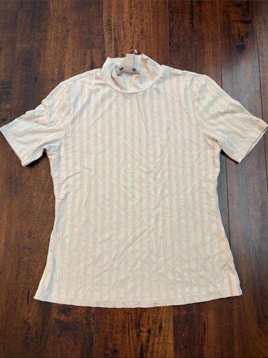 H&M Tops - H&M Cream Short-Sleeve Turtleneck Tee with Subtle Vertical Stripe Size Small